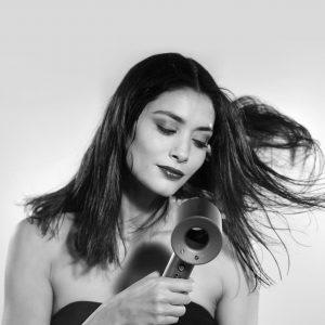 Фен Dyson Supersonic HD01 с чехлом для хранения цвет сиреневый